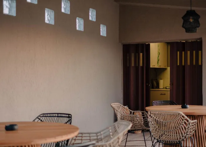 Anassa House